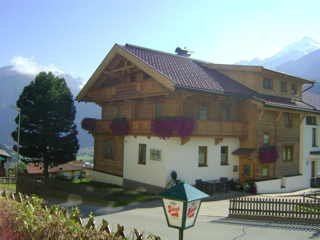 Haus Sonnegg Hotel Finkenberg Exterior photo